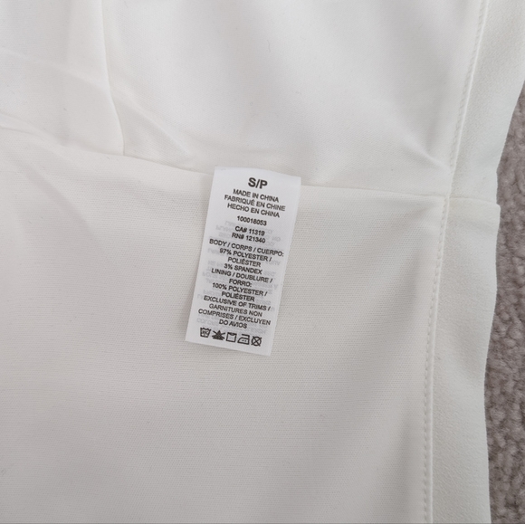 Dynamite Cropped Tank Top - Picture 4 of 4